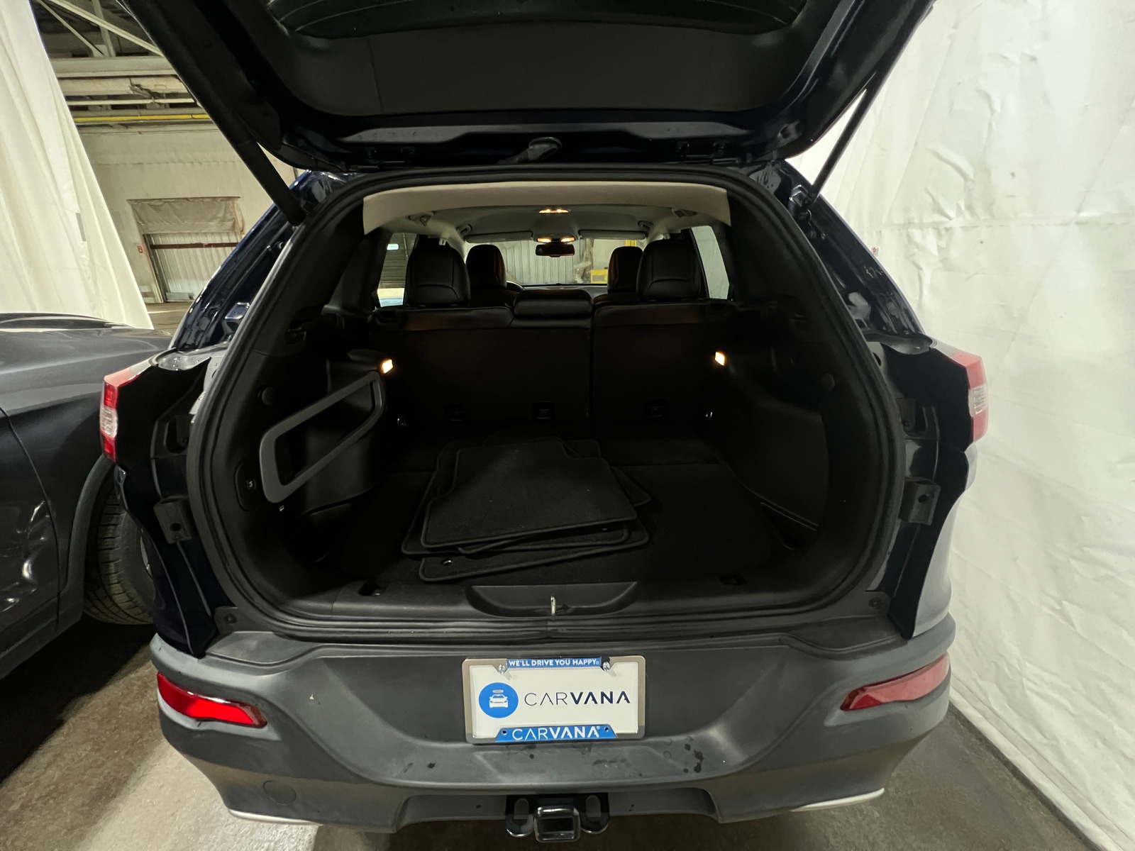 Thumbnail: 2015 Jeep Cherokee - 6