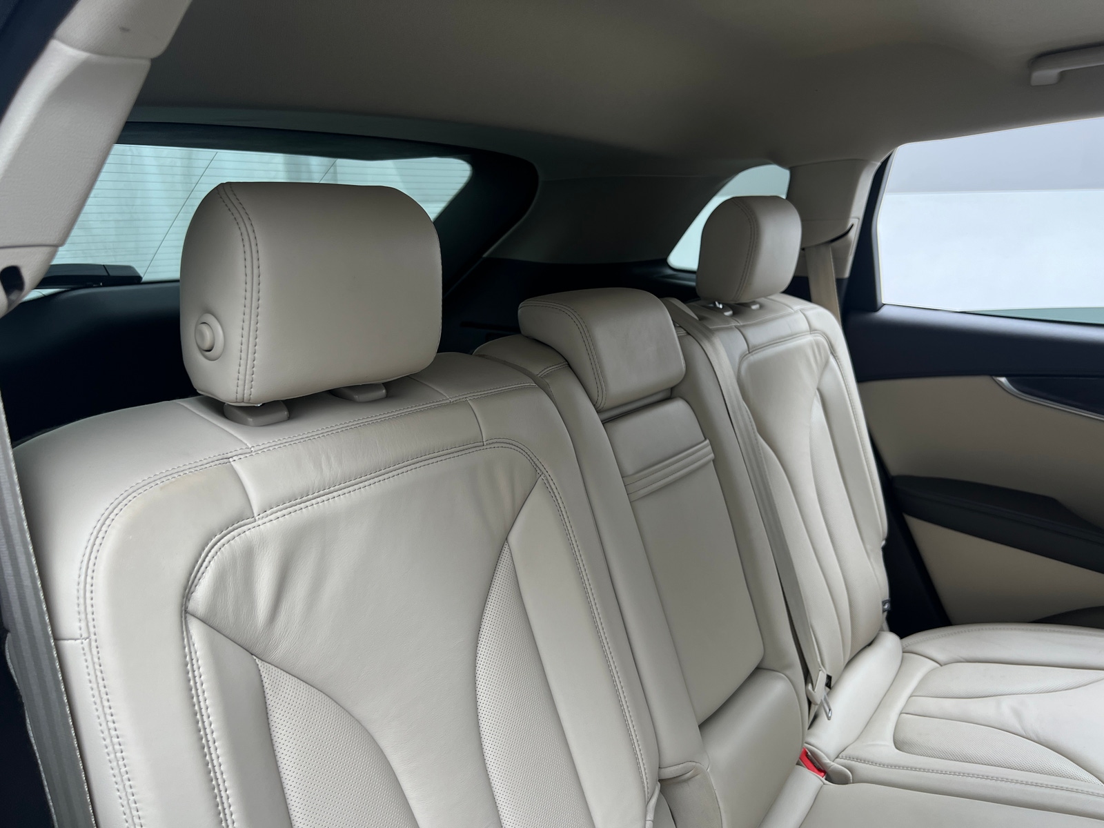 Thumbnail: 2016 Lincoln MKX - 5