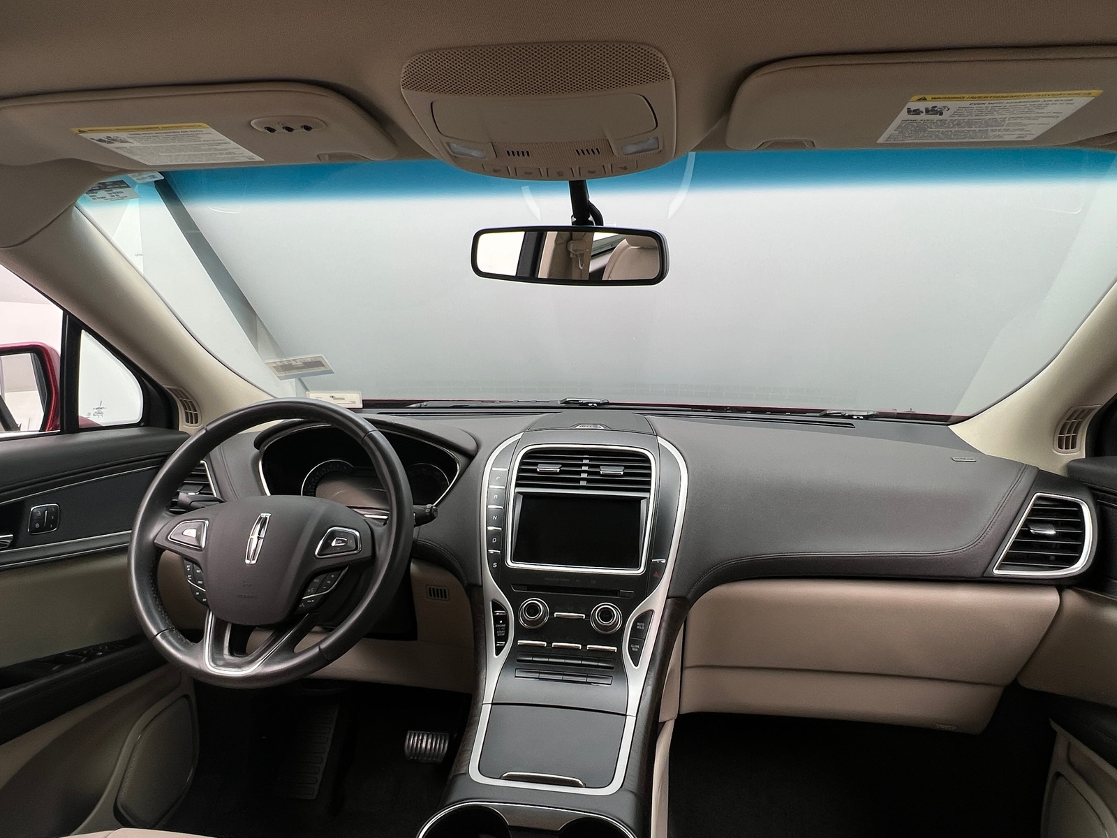 Thumbnail: 2016 Lincoln MKX - 2
