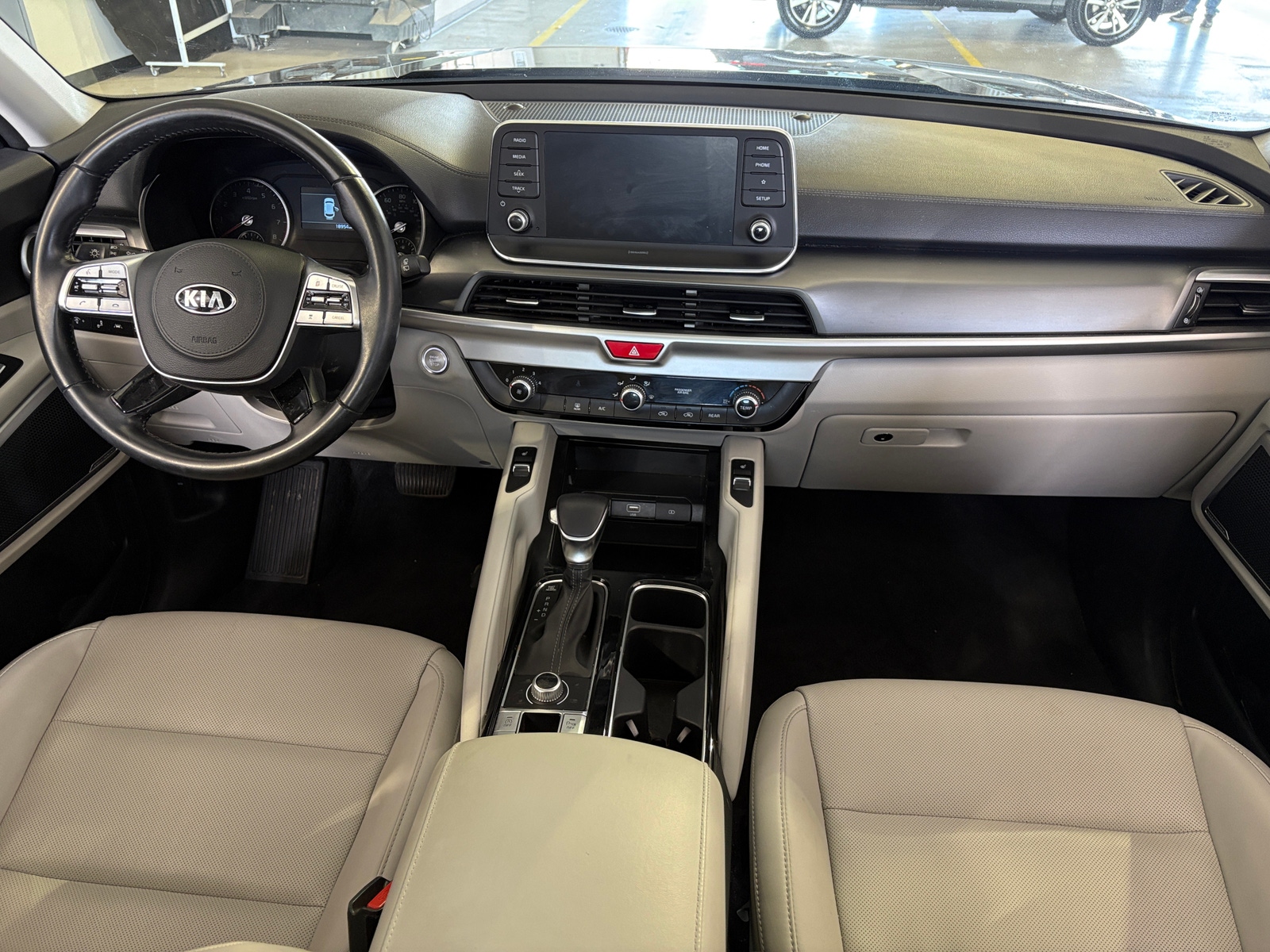 Thumbnail: 2021 Kia Telluride - 2