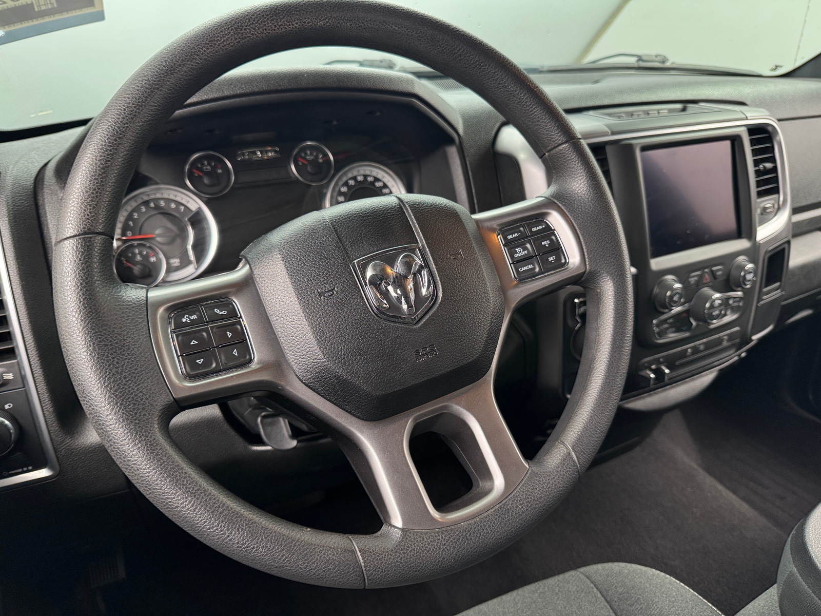 Thumbnail: 2021 RAM 1500 Classic - 5