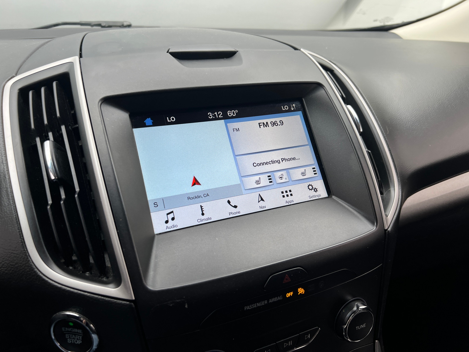 Thumbnail: 2019 Ford Edge - 3