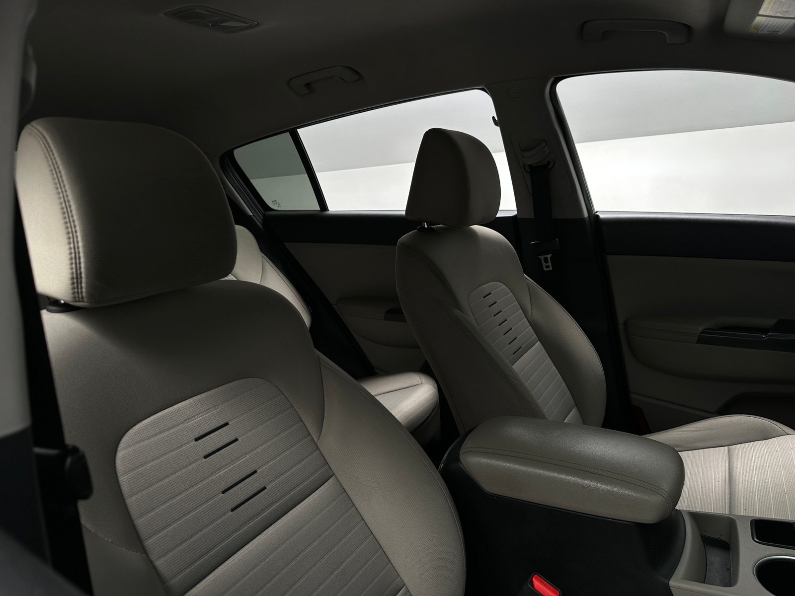 Thumbnail: 2020 Kia Sportage - 2