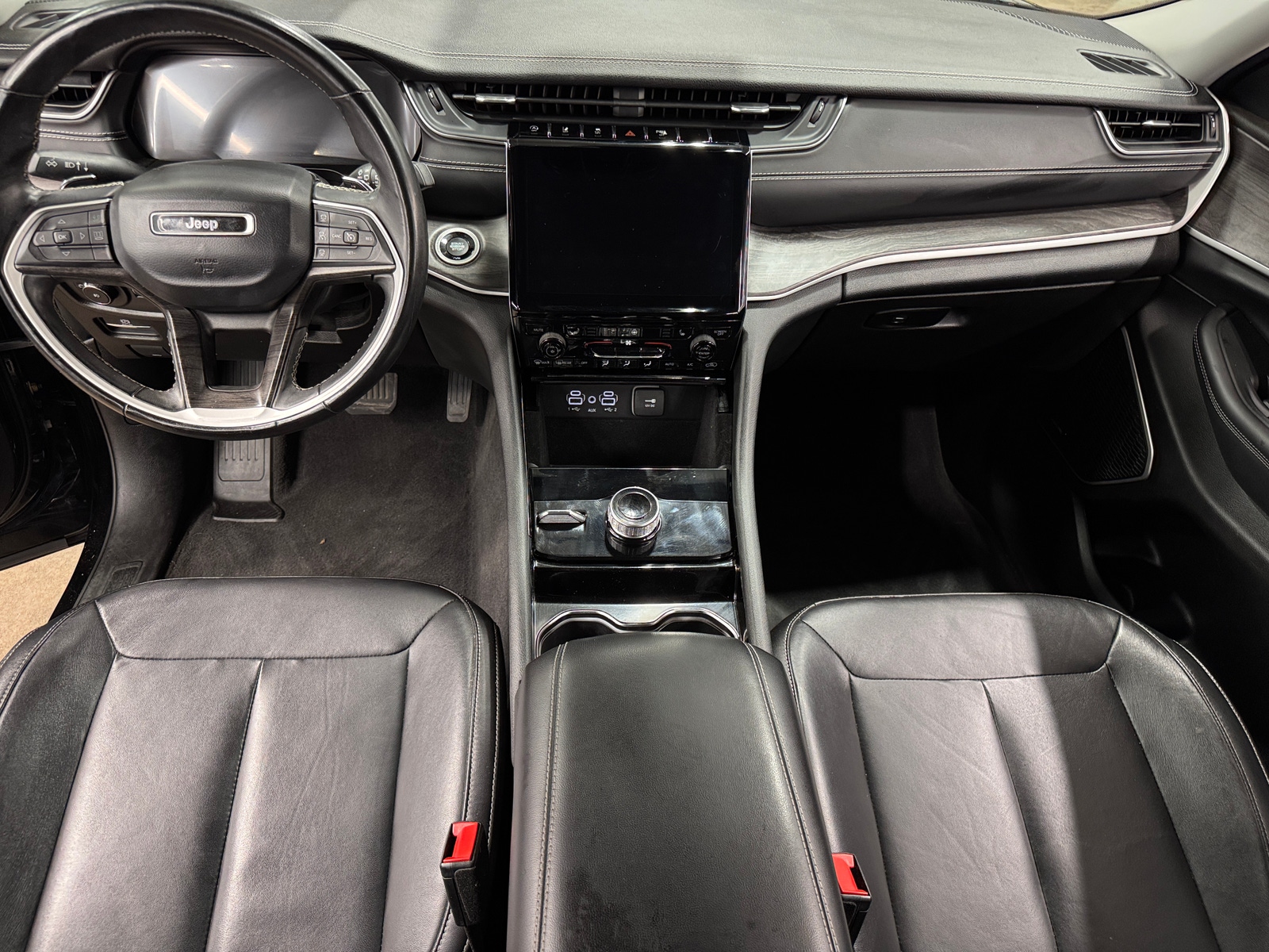 Thumbnail: 2021 Jeep Grand Cherokee L - 2