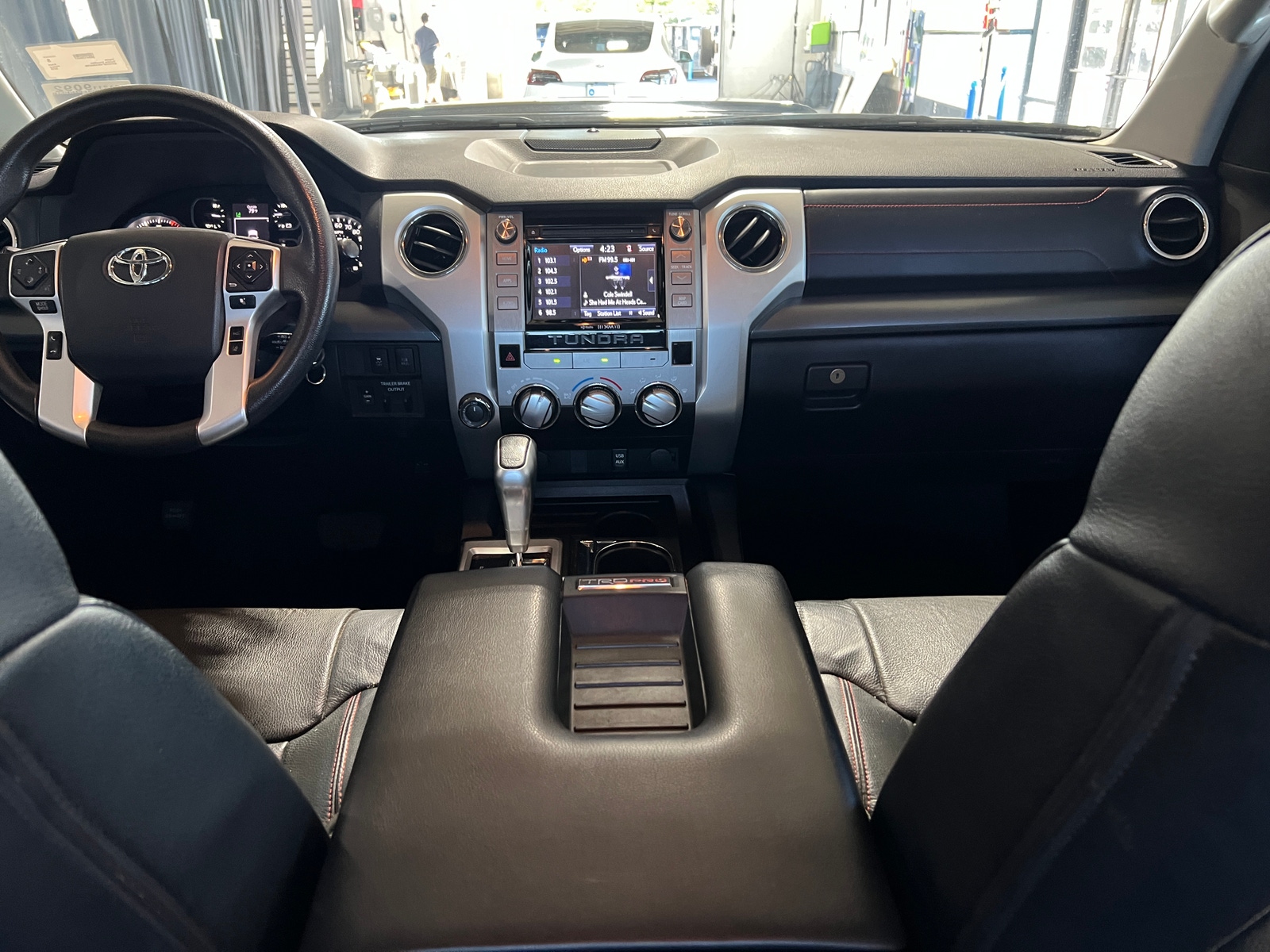 Thumbnail: 2019 Toyota Tundra - 2