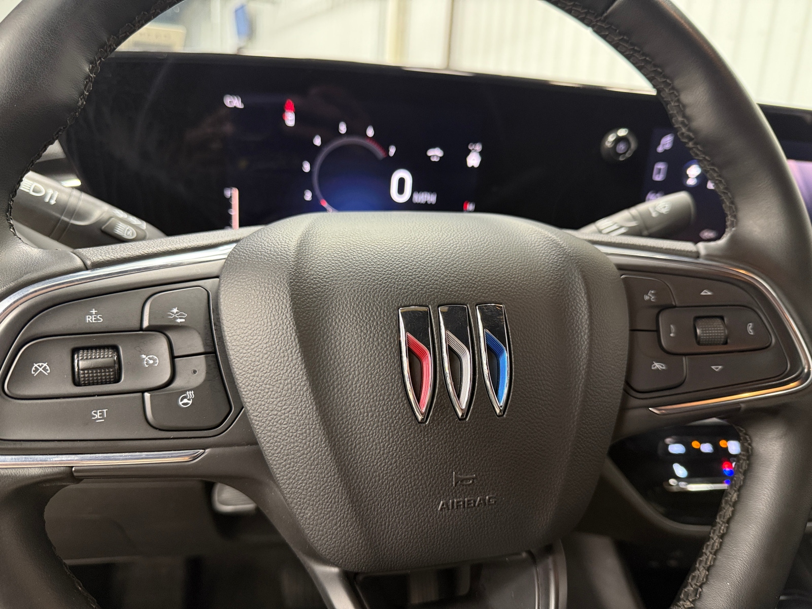 Thumbnail: 2024 Buick Envista - 4