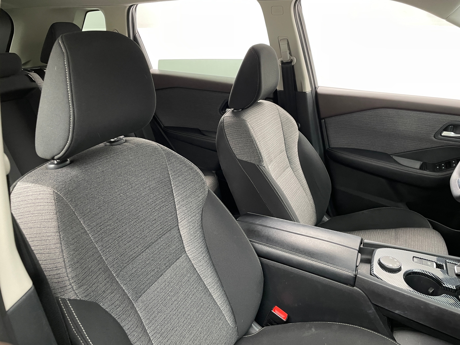 Thumbnail: 2023 Nissan Rogue - 2