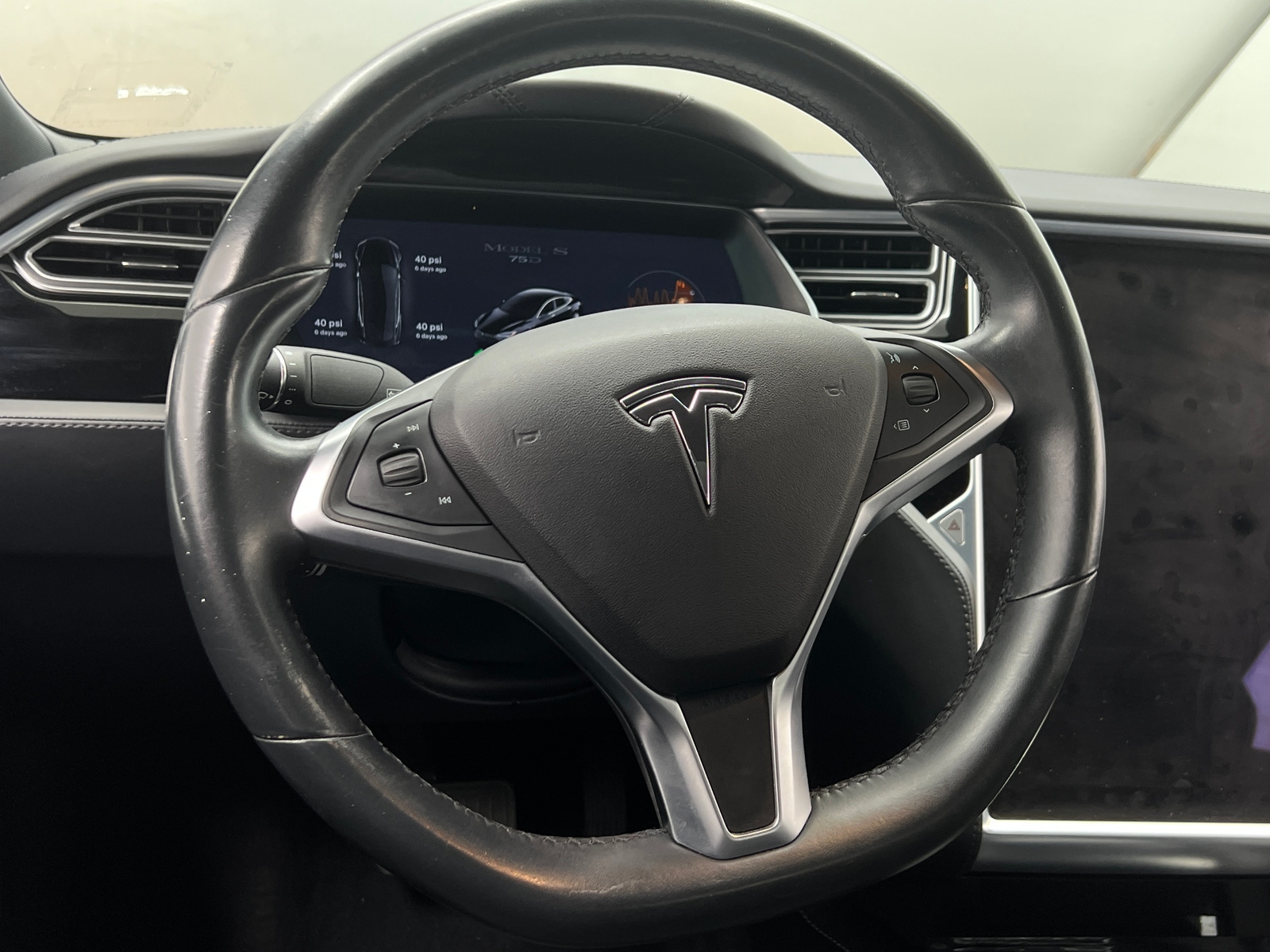 Thumbnail: 2018 Tesla Model S - 4