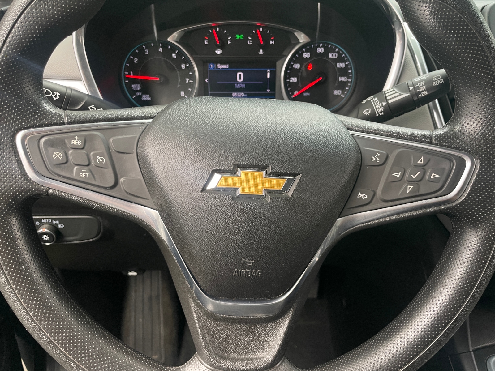 Thumbnail: 2019 Chevrolet Equinox - 5