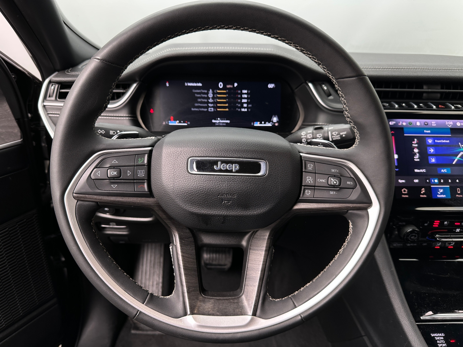 Thumbnail: 2024 Jeep Grand Cherokee L - 4
