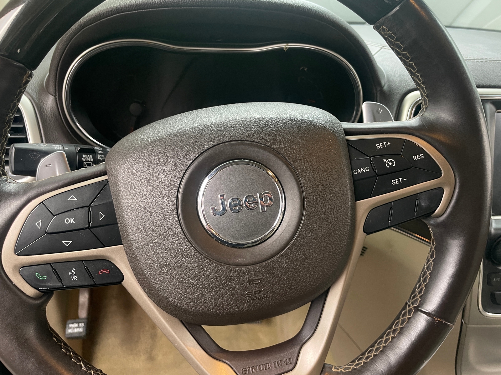 Thumbnail: 2014 Jeep Grand Cherokee - 4