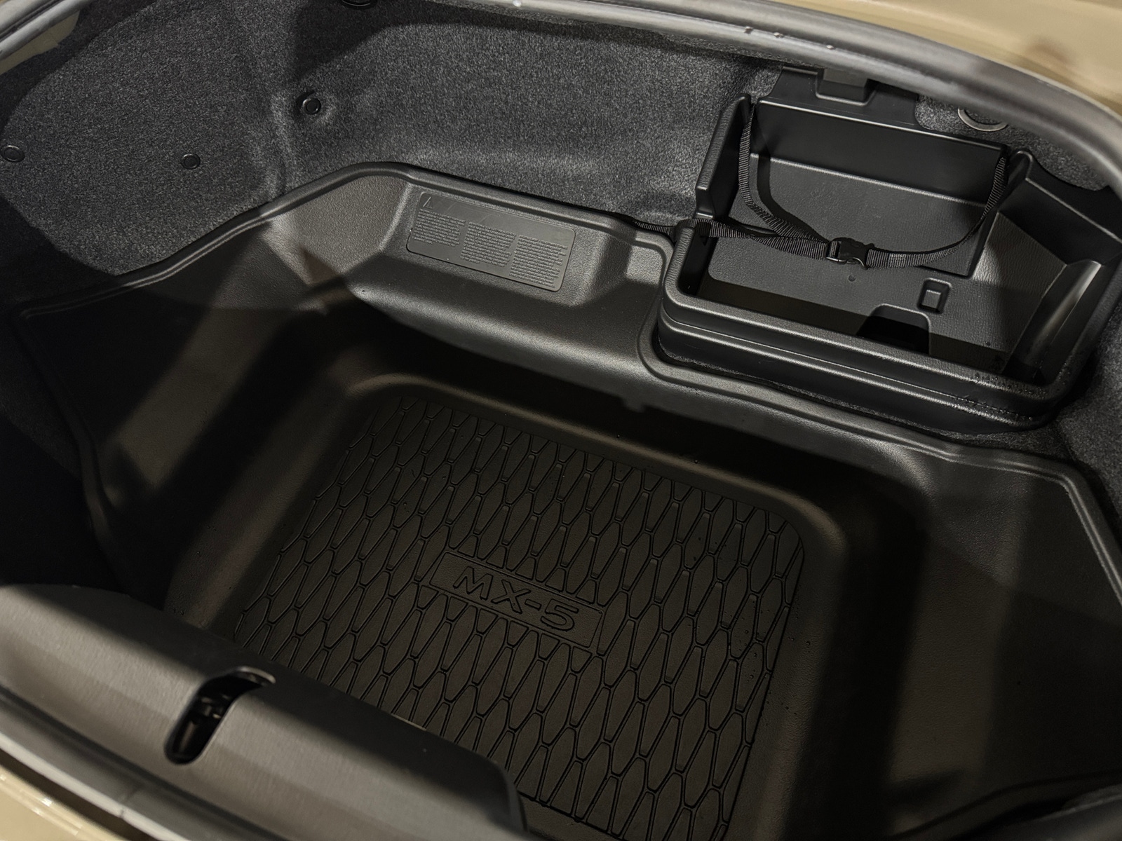 Thumbnail: 2023 Mazda MX-5 Miata - 4