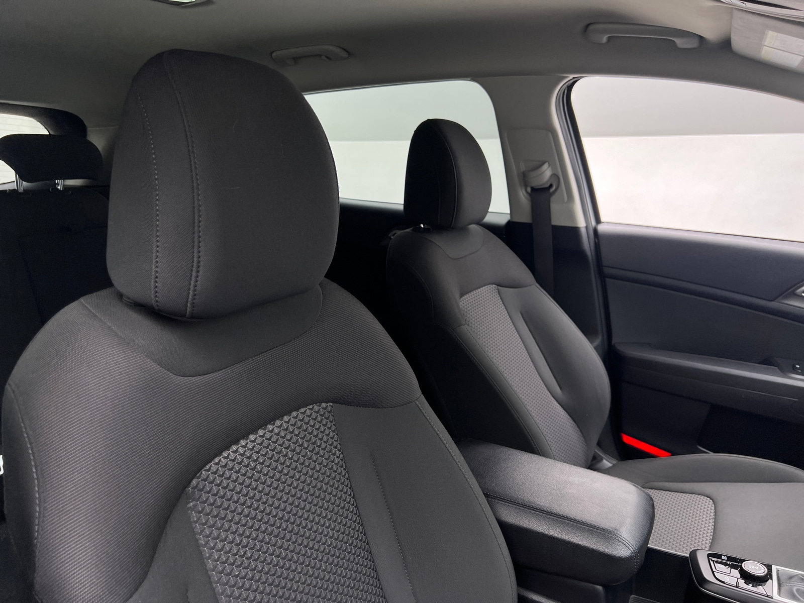 Thumbnail: 2024 Kia Sportage - 2