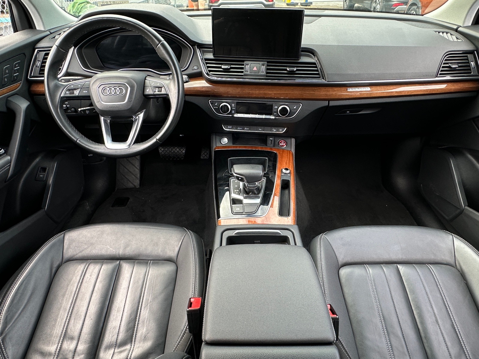 Thumbnail: 2022 Audi Q5 - 2