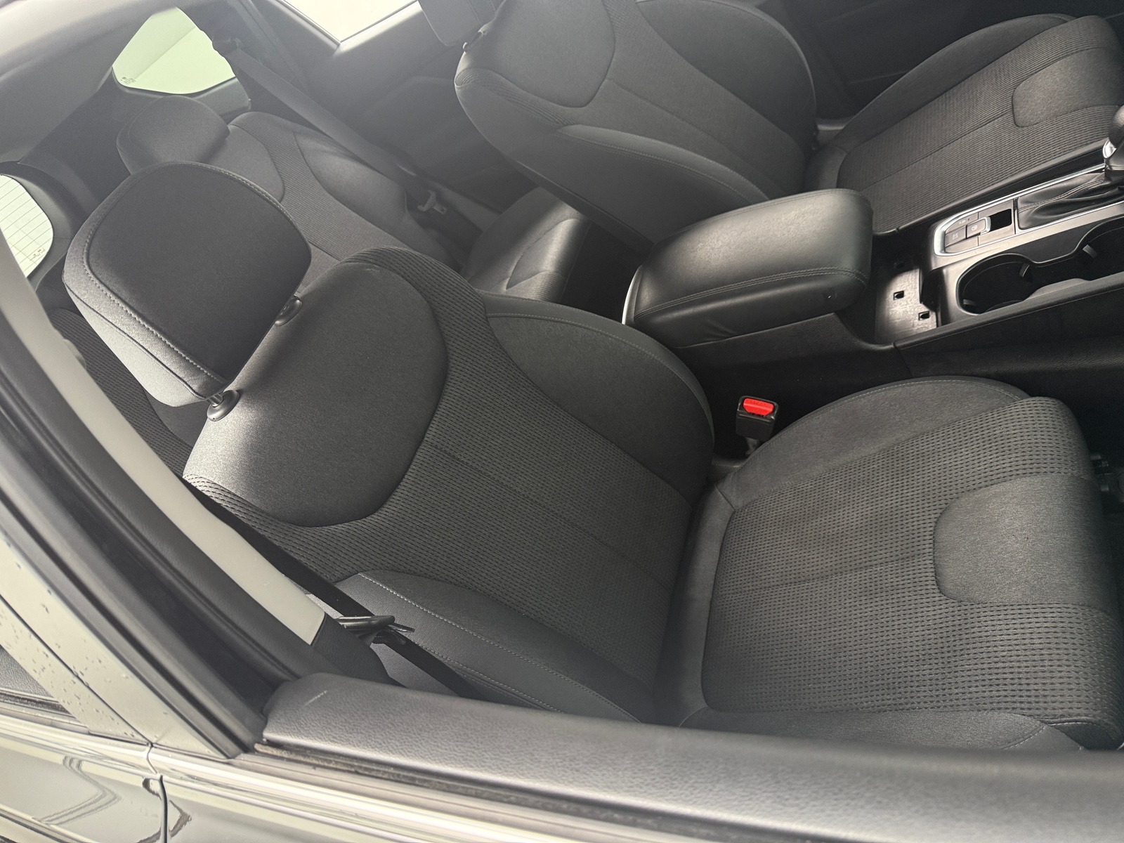 Thumbnail: 2019 Hyundai Santa Fe - 2