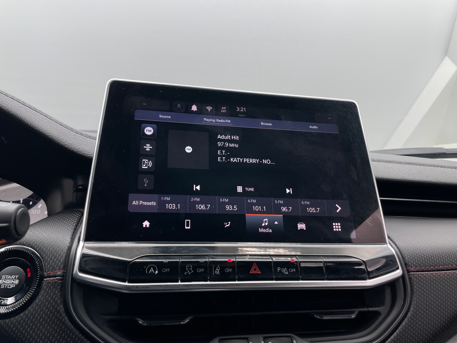 Thumbnail: 2024 Jeep Compass - 4