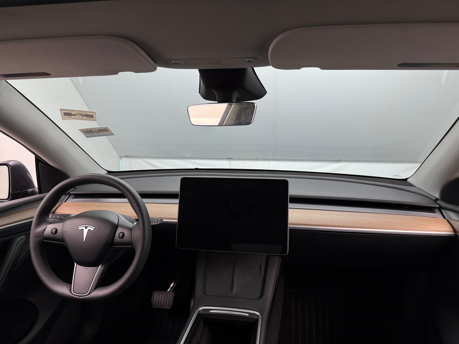 Thumbnail: 2023 Tesla Model Y - 3