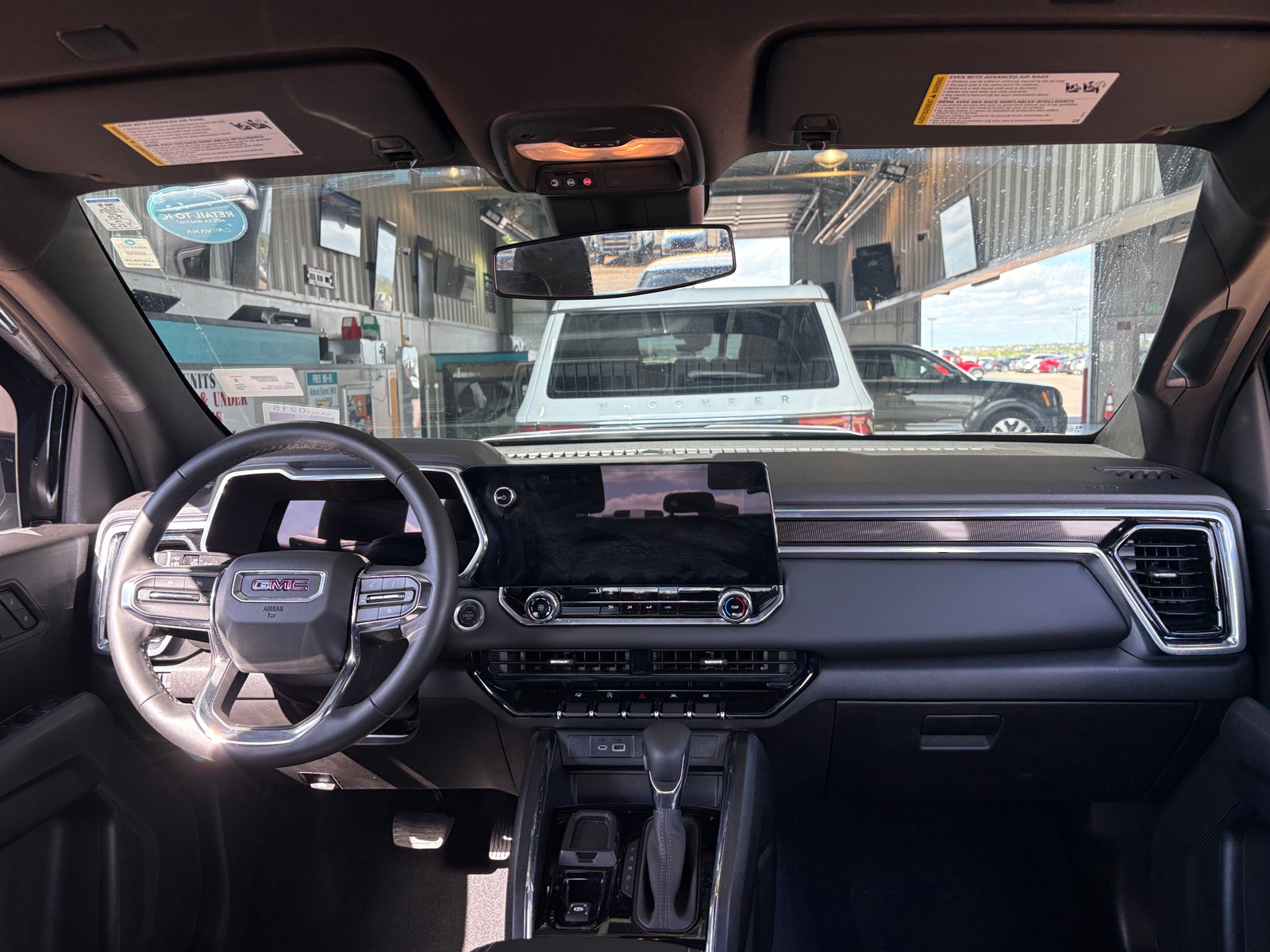 Thumbnail: 2024 GMC Canyon - 3