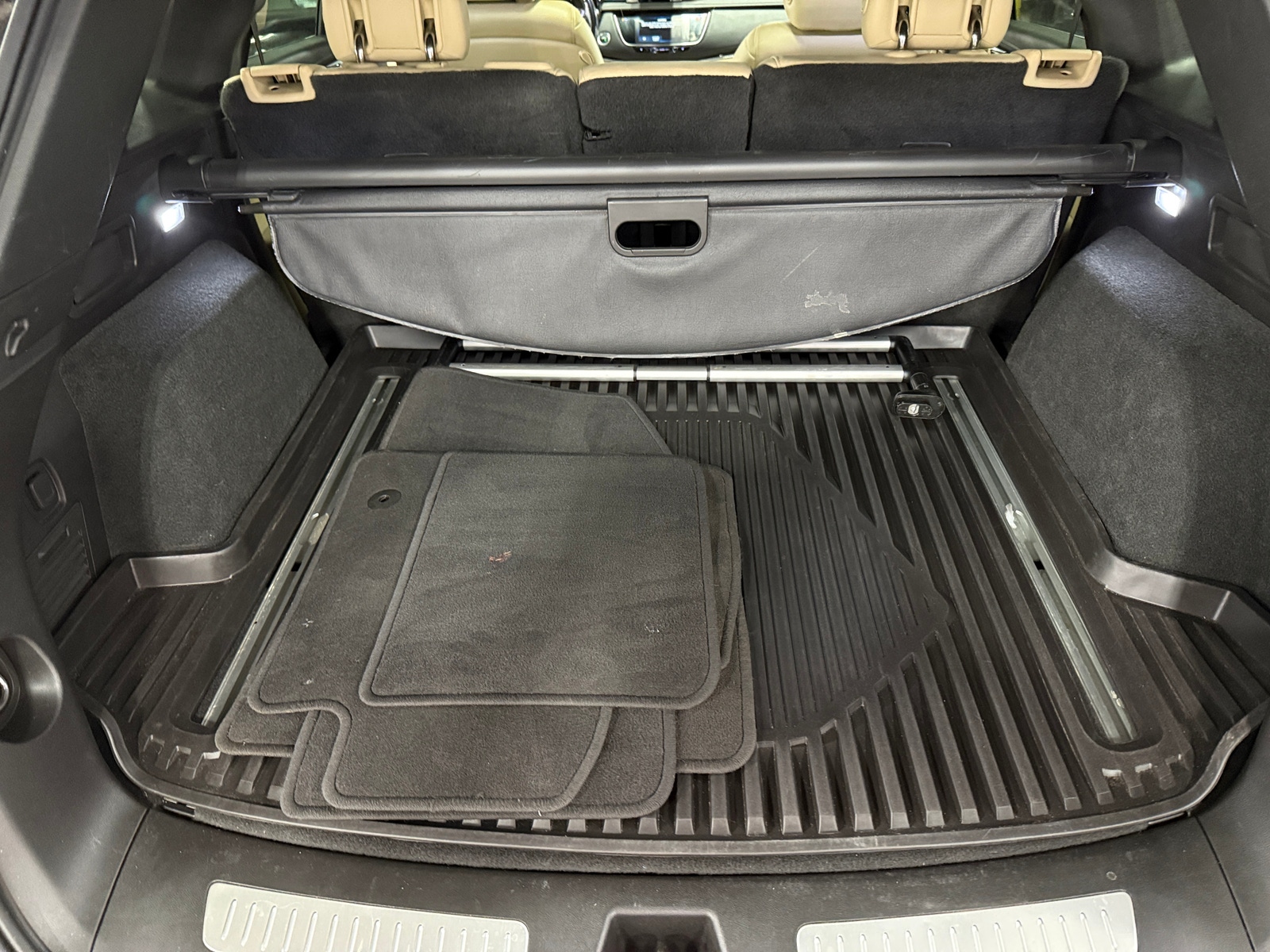 Thumbnail: 2019 Cadillac XT5 - 6