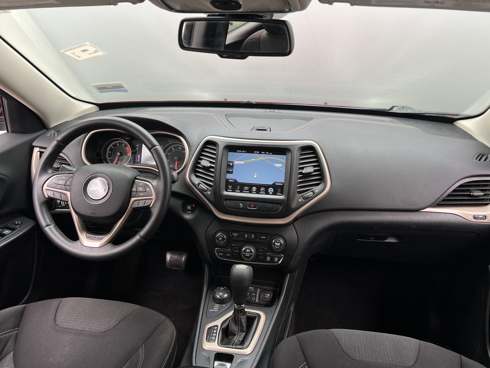 Thumbnail: 2016 Jeep Cherokee - 3