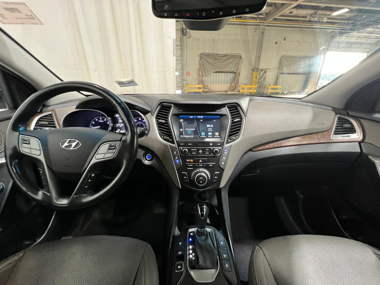 Thumbnail: 2018 Hyundai Santa Fe - 2
