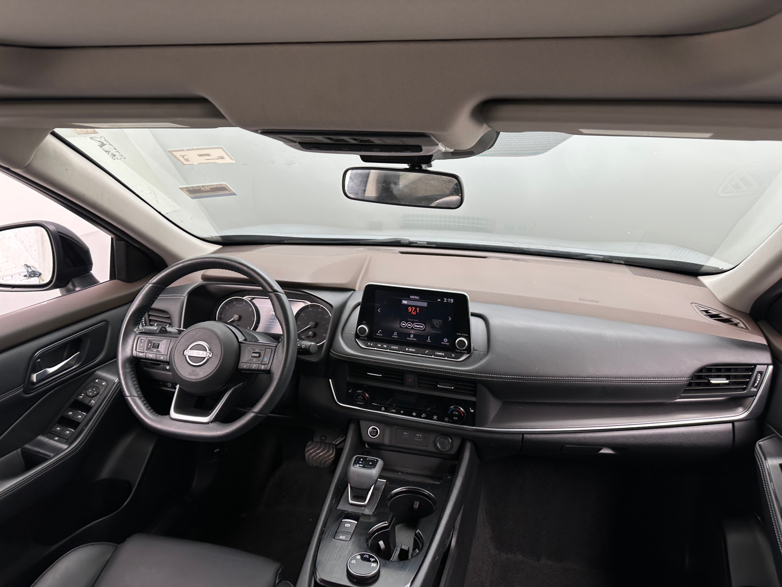 Thumbnail: 2023 Nissan Rogue - 3