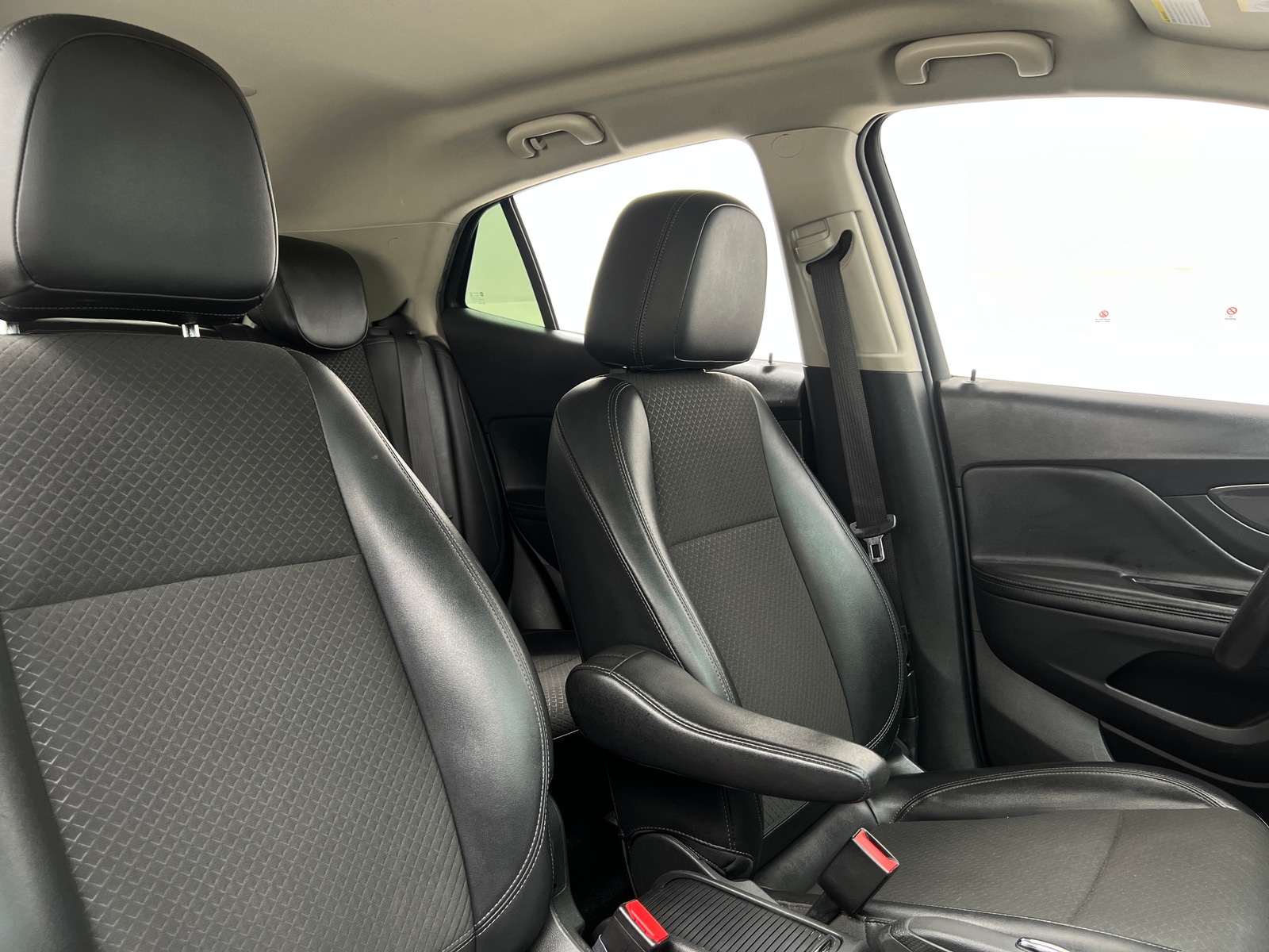 Thumbnail: 2019 Buick Encore - 2
