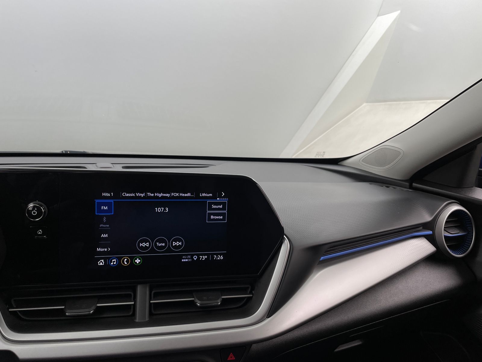 Thumbnail: 2024 Chevrolet Trax - 4