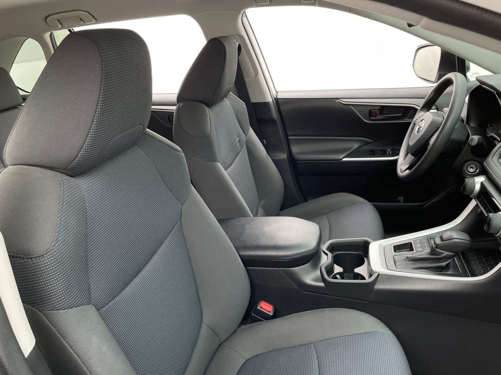 Thumbnail: 2020 Toyota RAV4 - 2