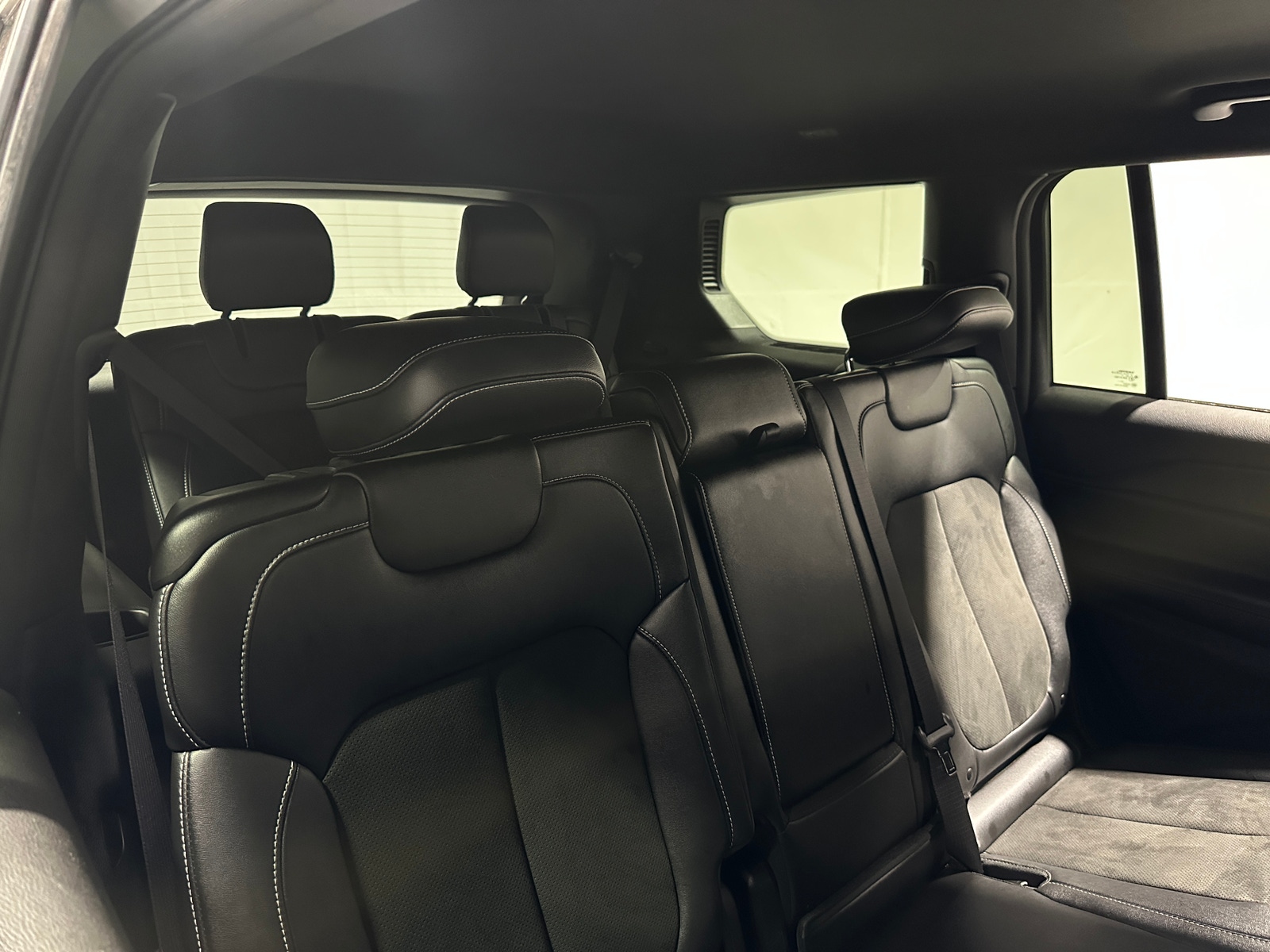 Thumbnail: 2024 Jeep Grand Cherokee L - 5
