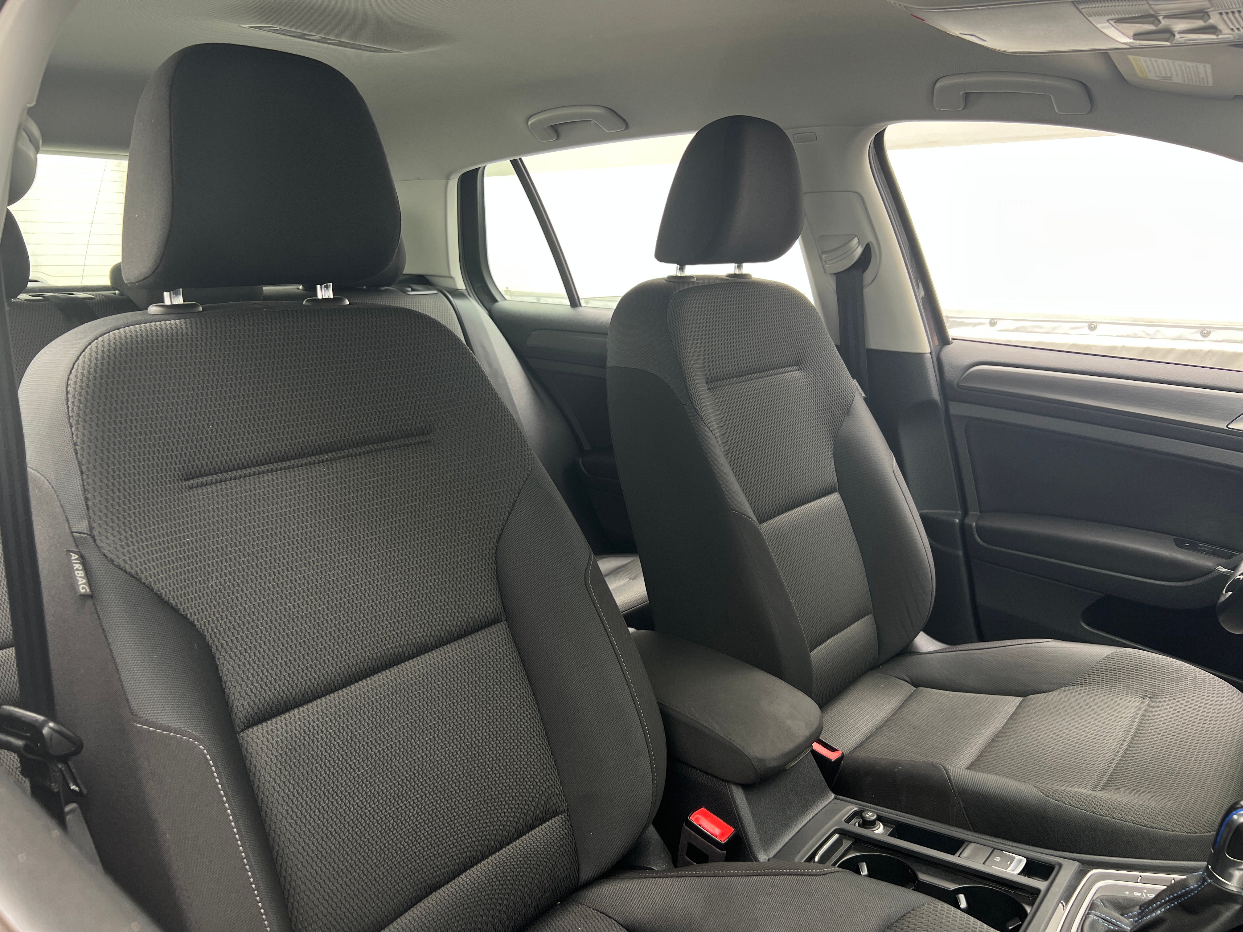 2019 Volkswagen e-Golf