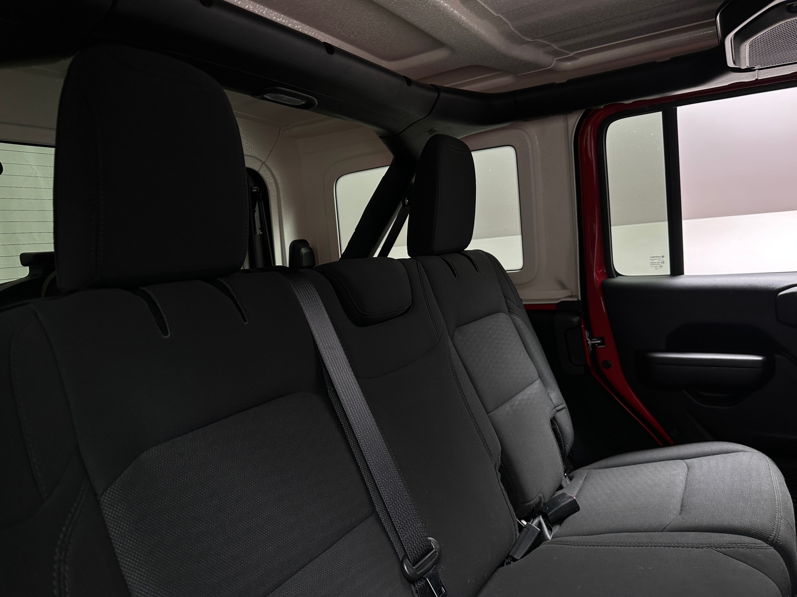 Thumbnail: 2019 Jeep Wrangler - 6