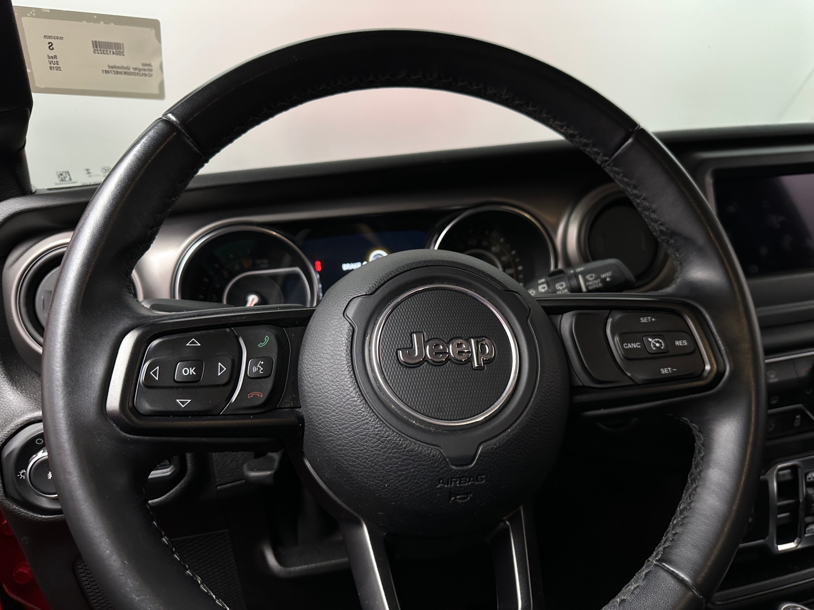Thumbnail: 2019 Jeep Wrangler - 5