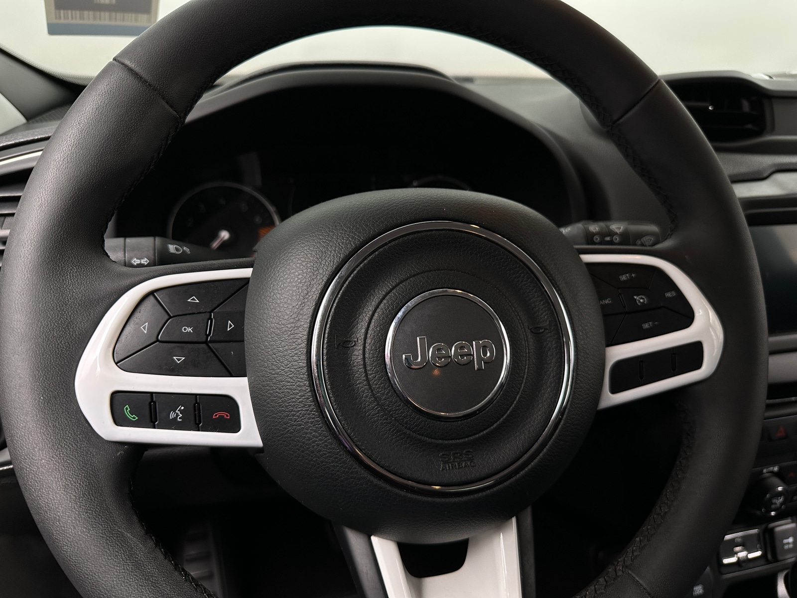 Thumbnail: 2020 Jeep Renegade - 5