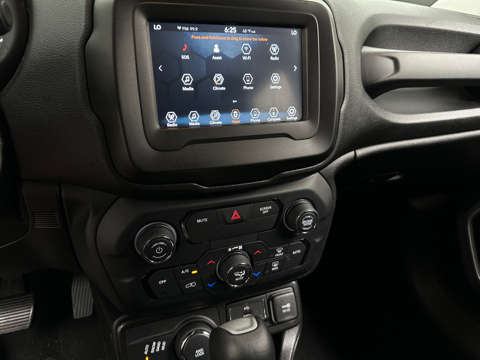Thumbnail: 2020 Jeep Renegade - 4