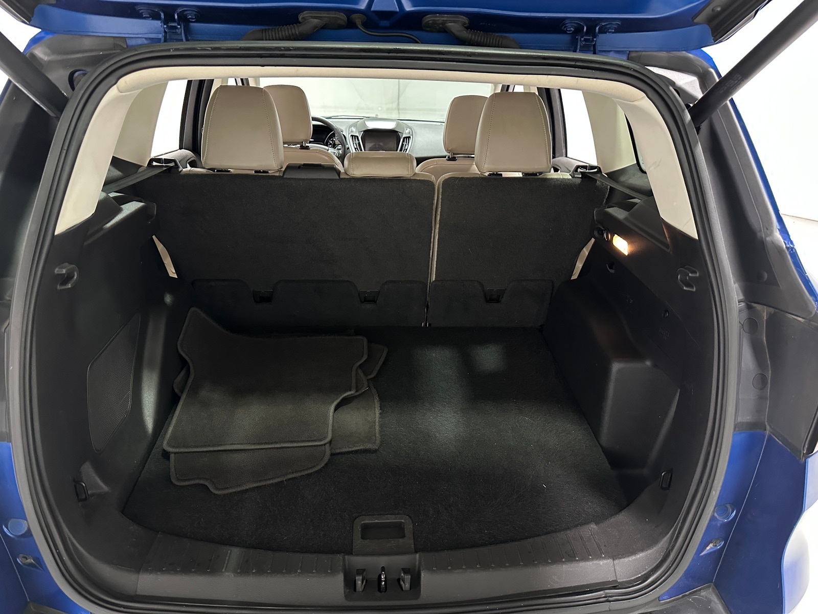 Thumbnail: 2019 Ford Escape - 6