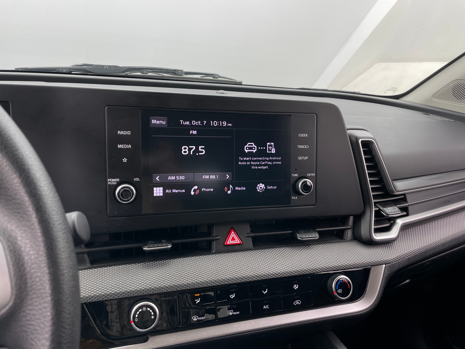 Thumbnail: 2024 Kia Sportage - 4