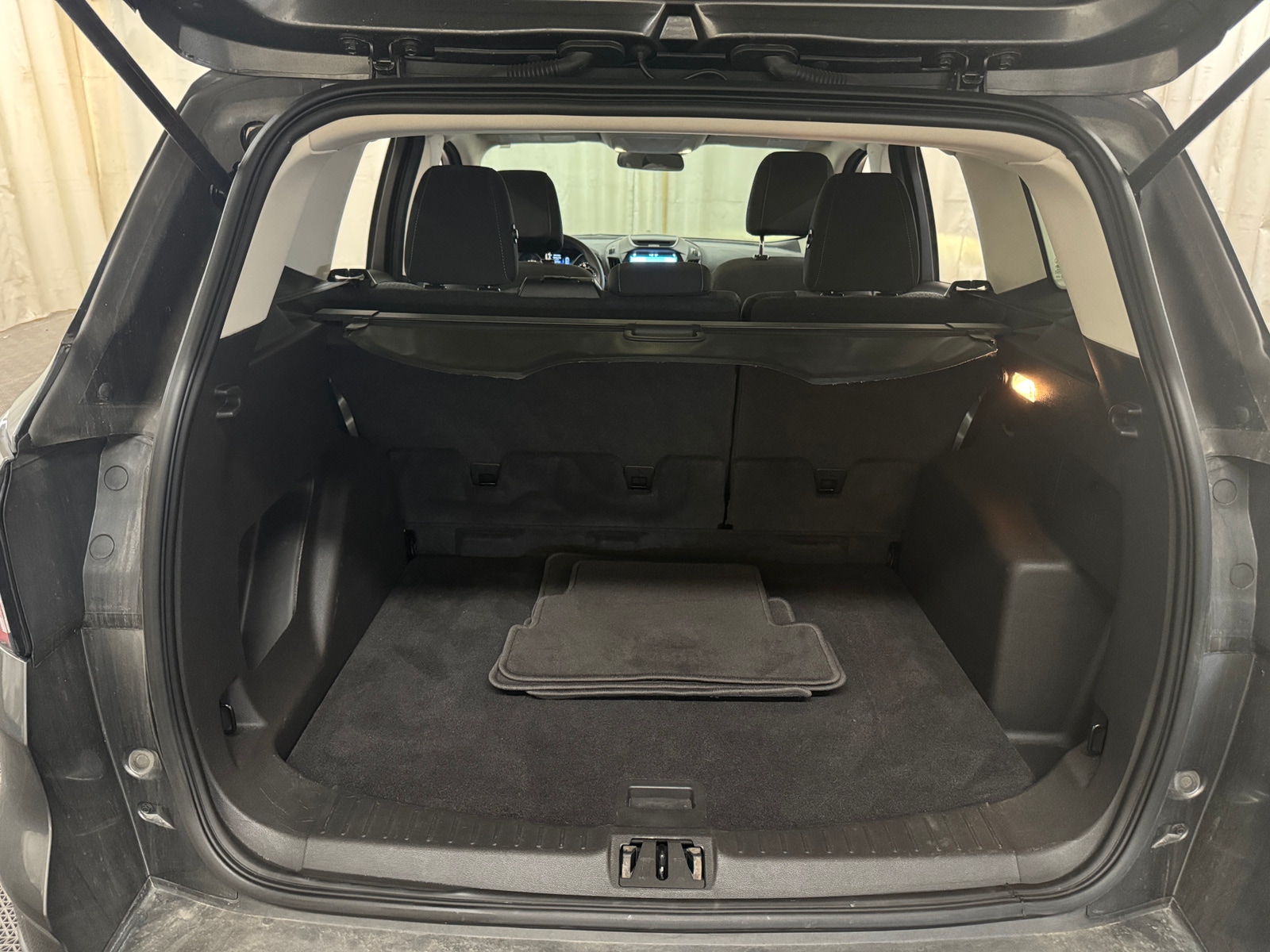 Thumbnail: 2017 Ford Escape - 7