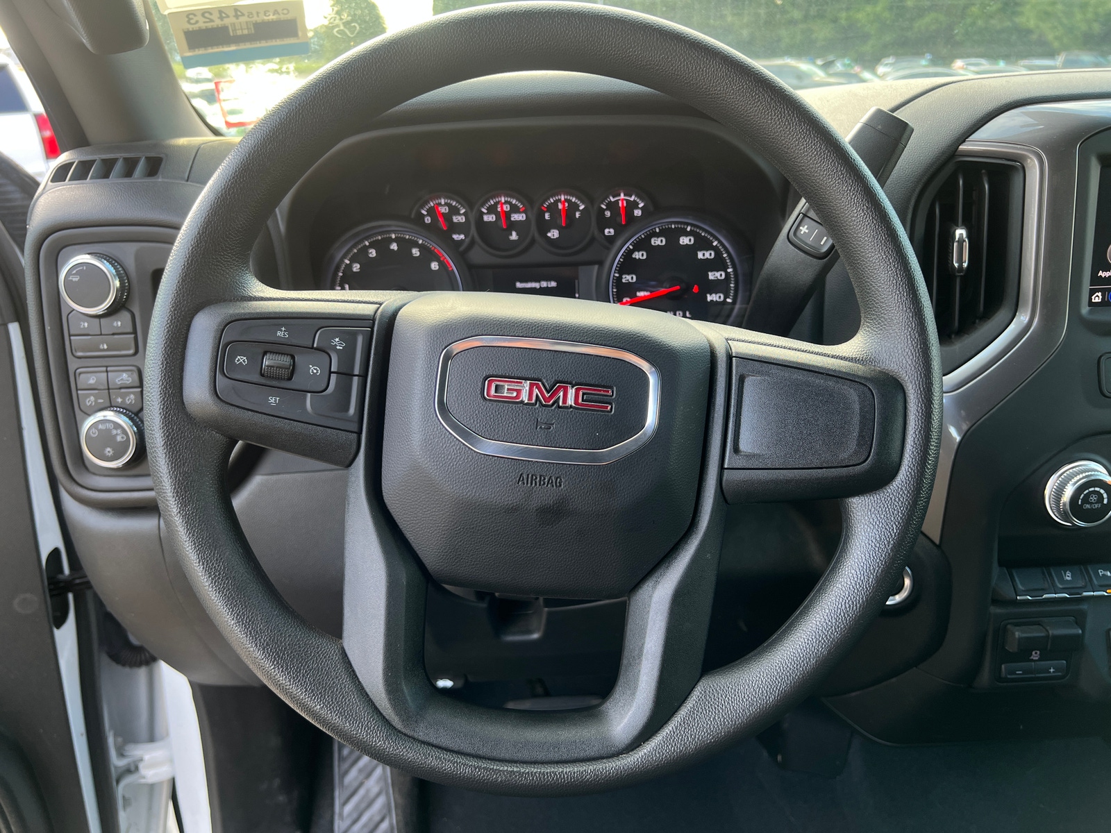 Thumbnail: 2024 GMC Sierra 3500 - 5