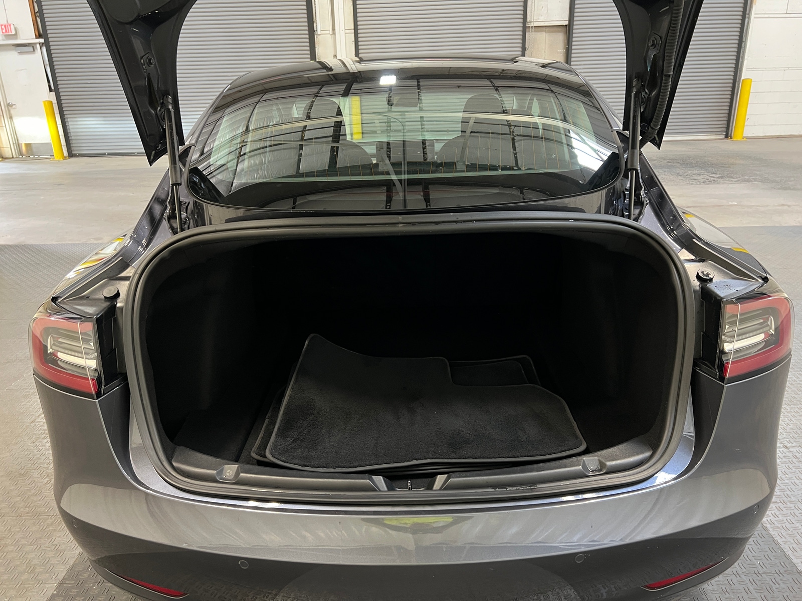 Thumbnail: 2018 Tesla Model 3 - 6