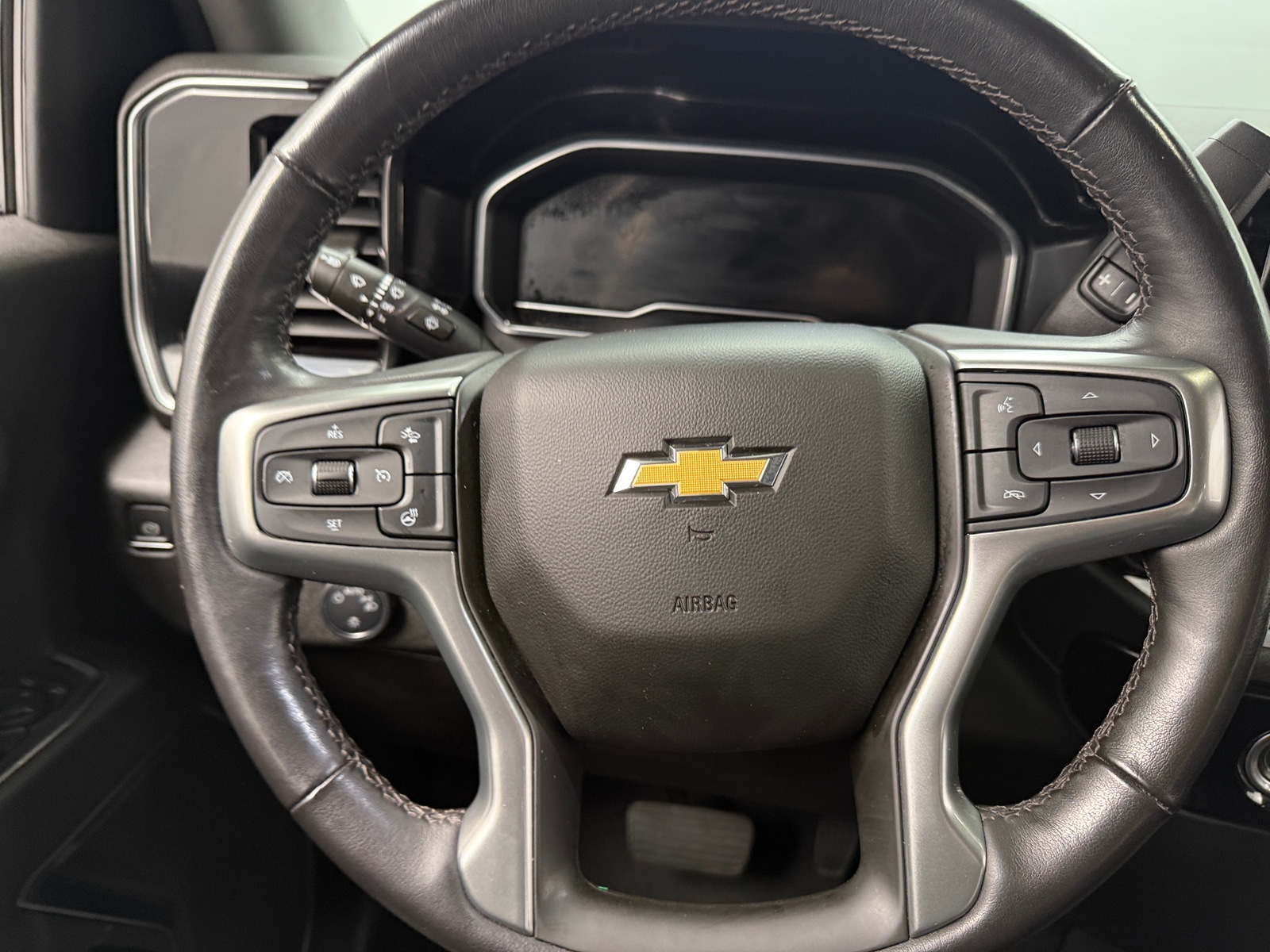 Thumbnail: 2022 Chevrolet Silverado 1500 - 5