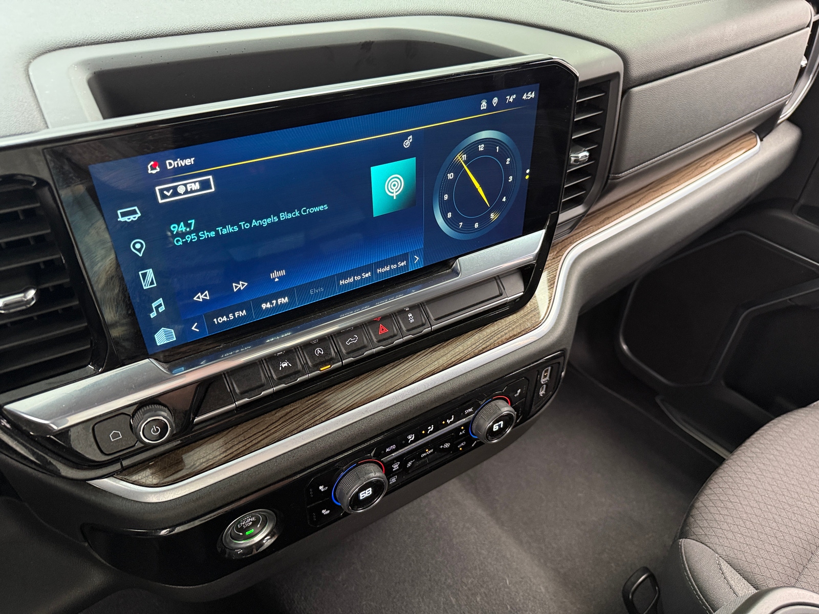 Thumbnail: 2022 Chevrolet Silverado 1500 - 4