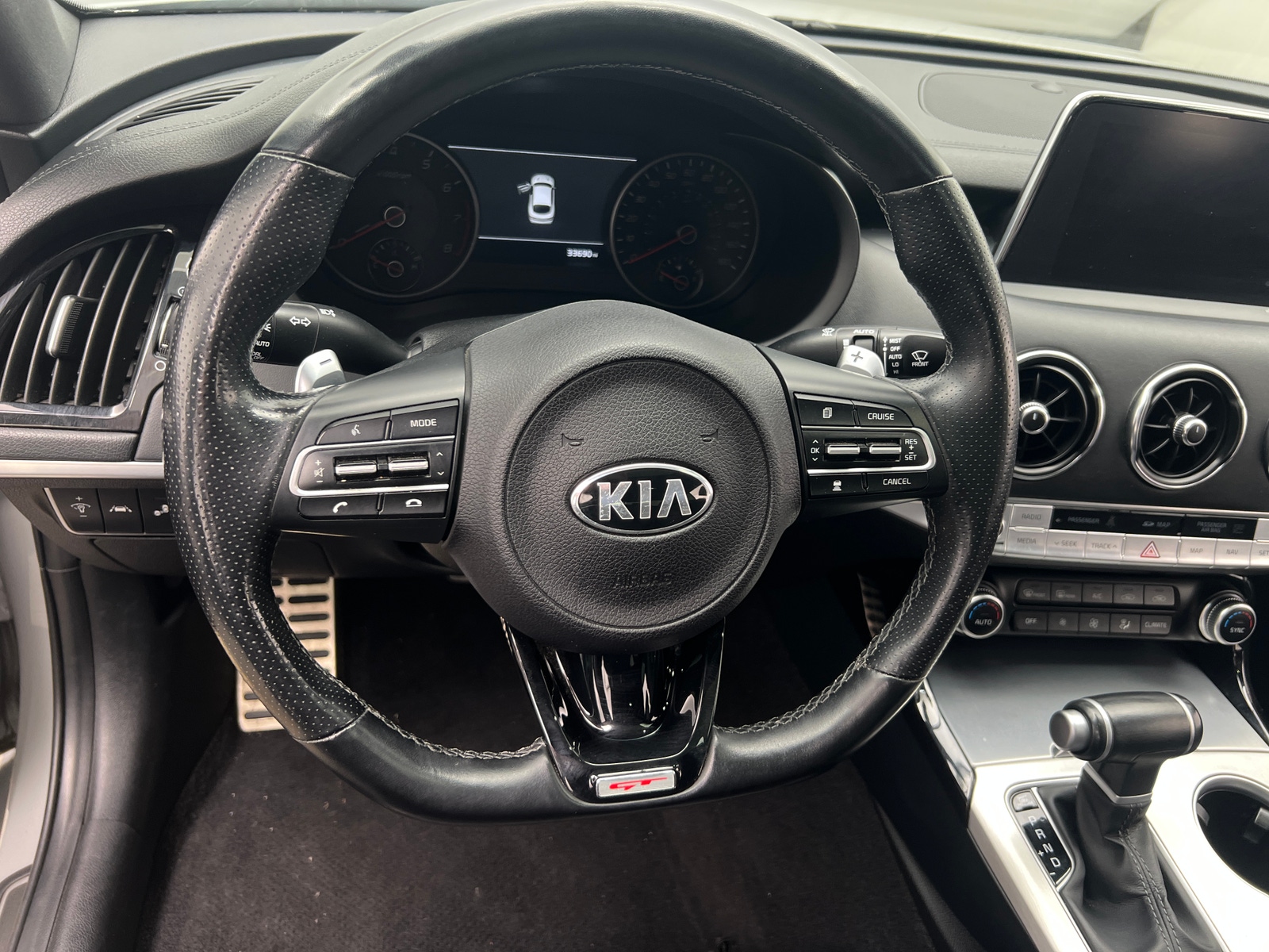 Thumbnail: 2020 Kia Stinger - 4