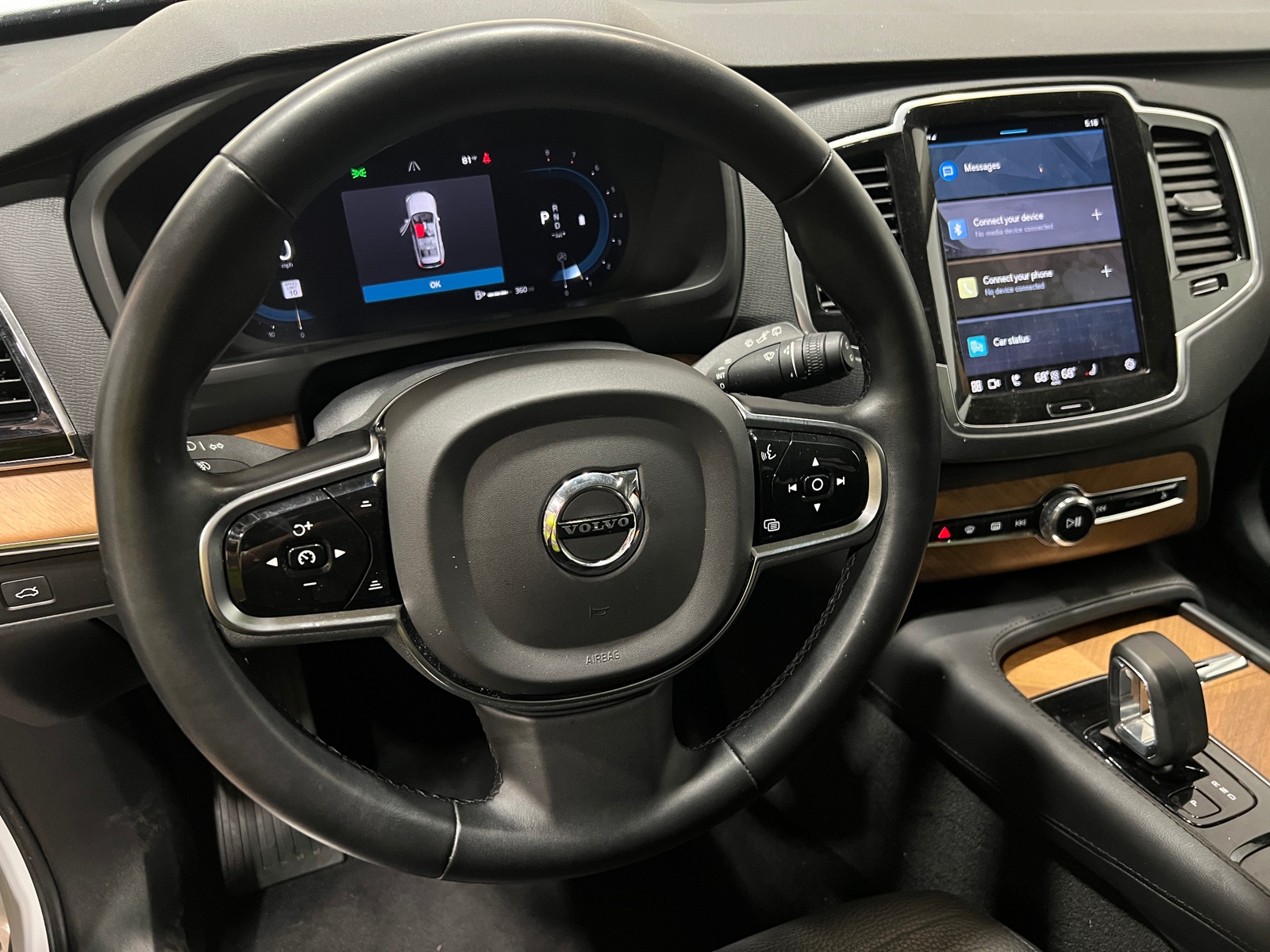 Thumbnail: 2023 Volvo XC90 - 4