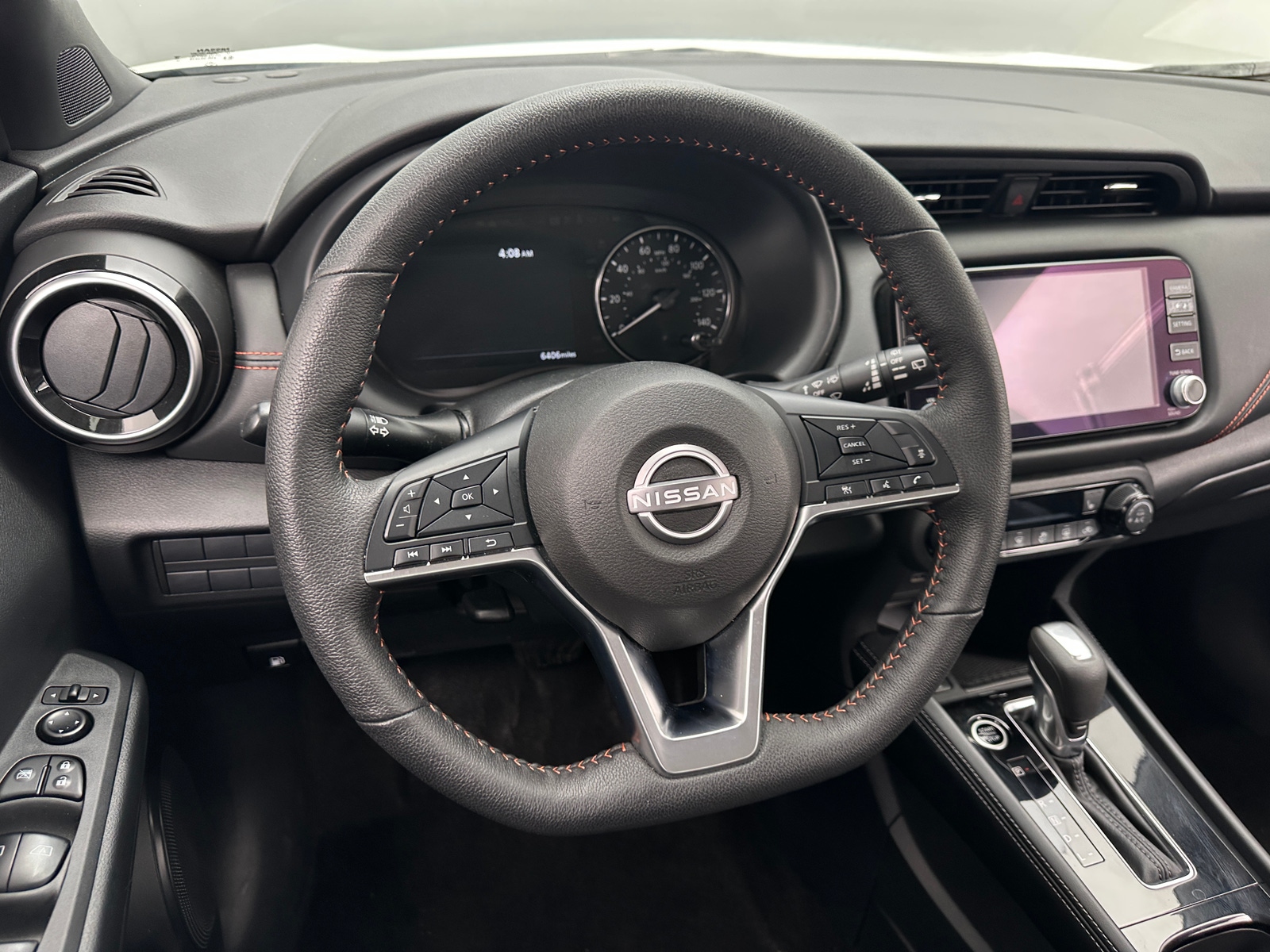 Thumbnail: 2024 Nissan Kicks - 4