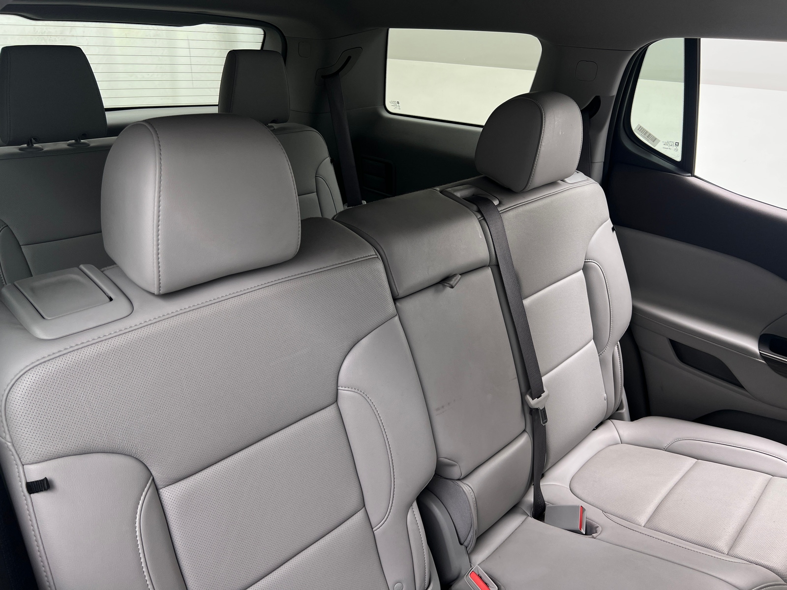 Thumbnail: 2023 GMC Acadia - 5