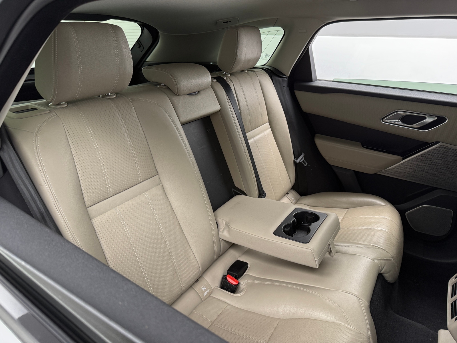 Thumbnail: 2020 Land Rover Range Rover Velar - 5