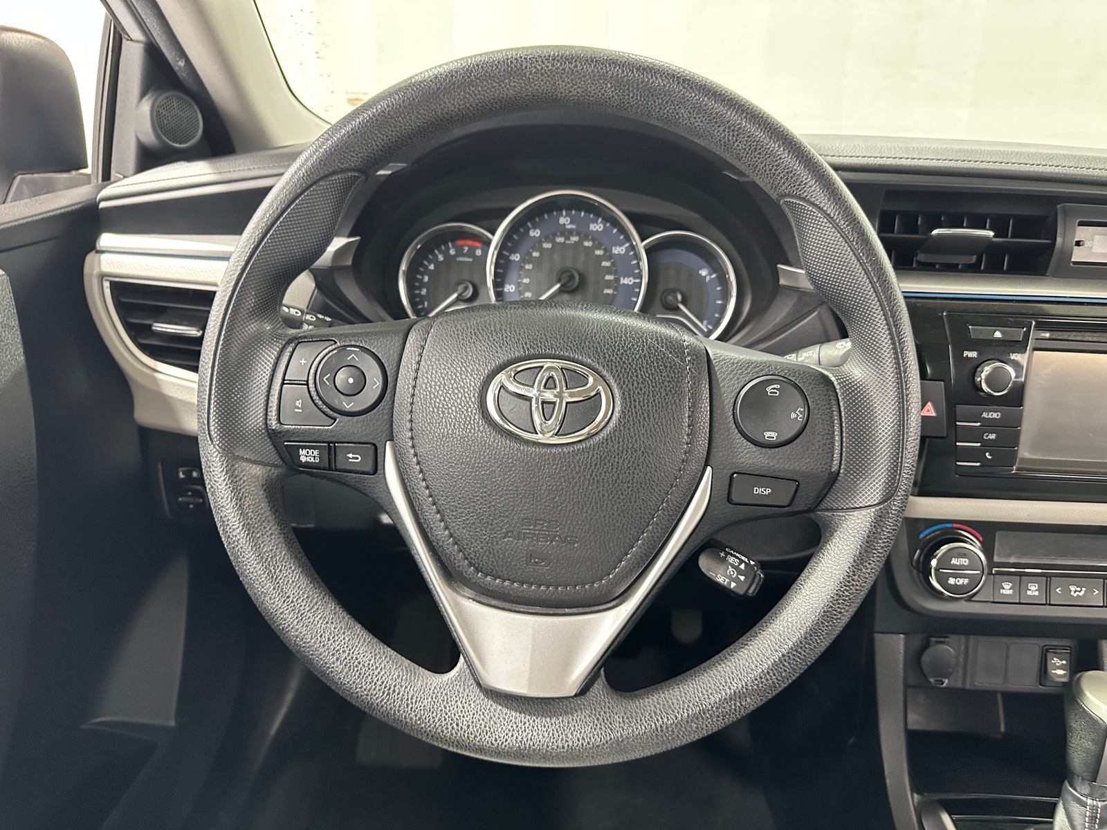 Thumbnail: 2016 Toyota Corolla - 5