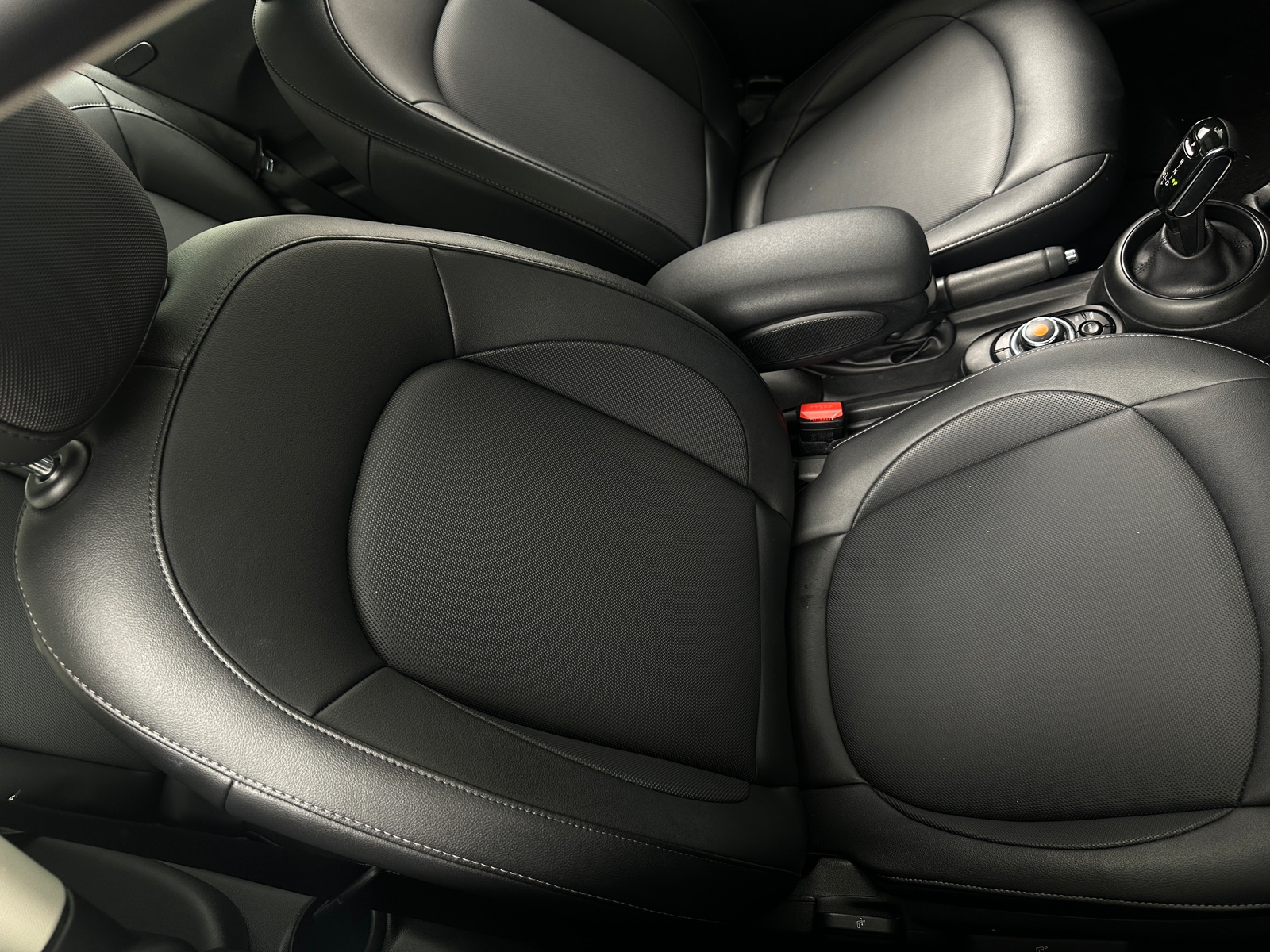 Thumbnail: 2021 MINI Cooper Hardtop - 2