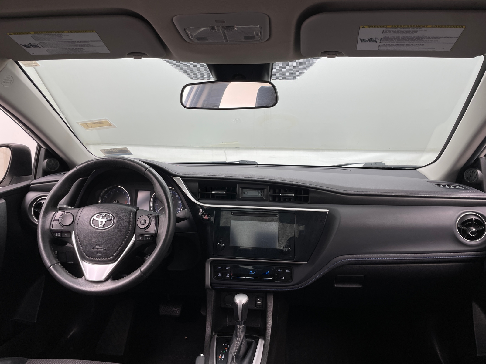 Thumbnail: 2018 Toyota Corolla - 3